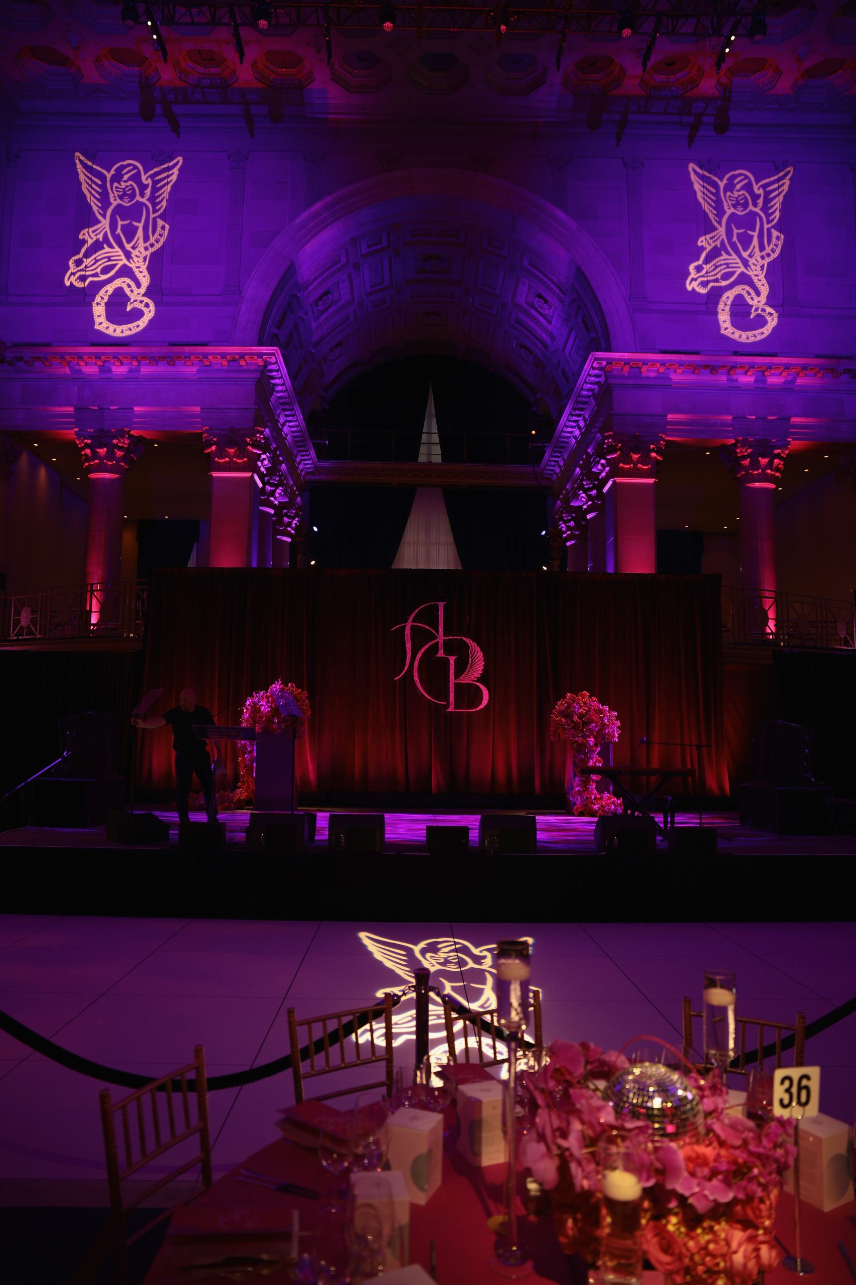 Atmosphere (Photo Credit: Getty Images / Dimitrios Kambouris)